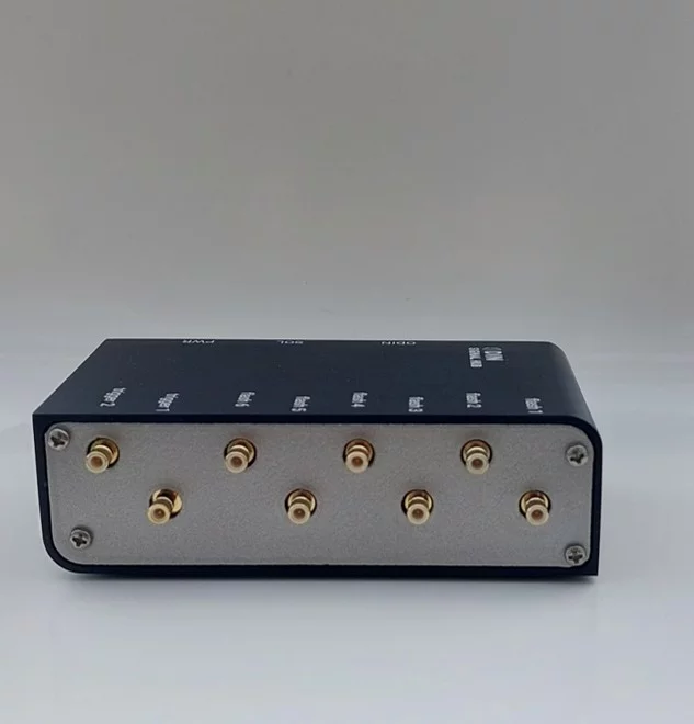 Signal_Hub_side1